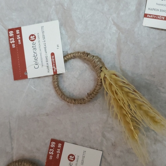 NAPKIN RING - Picture 2 of 2